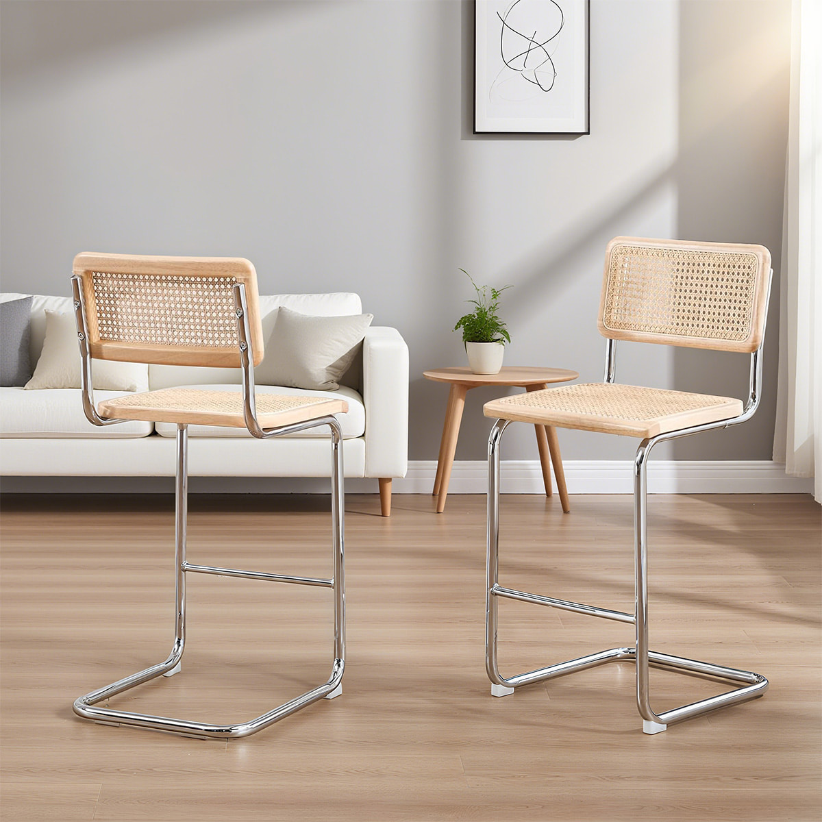 Contatore a sbalzo di rattan moderno di metà secolo-Back e sedile della canna naturale con telaio in metallo cromatico